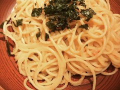 壁の穴　梅田HEPナビオ店