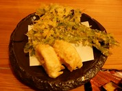 れんこんのはさみ揚げと春菊の天ぷら