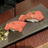 最高級の肉と京都食材の肉割烹　もつ吉　渋谷店