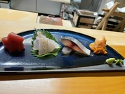 鮨 割烹 門内
