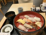 寿司割烹　しきの花