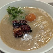 山田のうなぎ・うな骨らーめん 築地本店