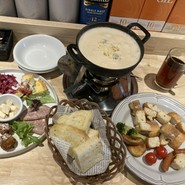 原価ビストロチーズプラス　京橋