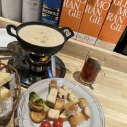 原価ビストロチーズプラス　京橋