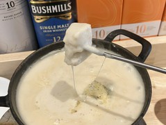 原価ビストロチーズプラス　京橋