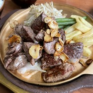 ステーキ サロン アンガス