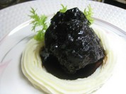 牛頬肉のワイン煮込み