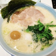 塩豚骨ラーメン
