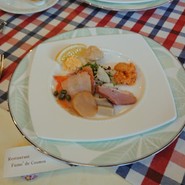 レストラン　フュメドゥコスモ