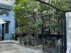 難波から一駅で、こんなおしゃれな外観の建物が！？？？