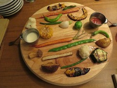 「テラ・マーテル」野菜のプラトー　新得ラクレットソース