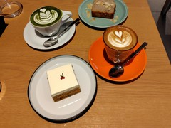 人参ケーキ、米粉のバナナケーキ