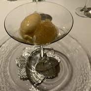 ル・マノアール・ダスティン（Le Manoir D’HASTINGS）
