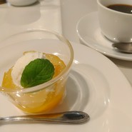 日向夏のコンポートはちみつのジュレ　