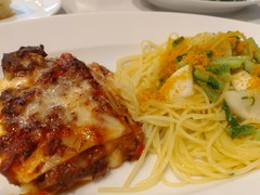 本日のランチ　フェデリーニ&ラザニア　