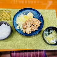 唐揚げ定食