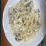 ポルチーニクリームパスタ