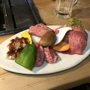 上知多牛味くらべ