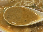 ゴマ味噌ベースで花椒の効いた担々スープ！