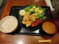 肉系居酒屋　肉十八番屋　人形町店