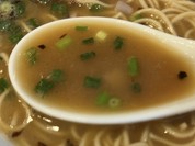 鶏パイタンが濃厚な醤油スープ！