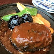 最高級の肉と京都食材の肉割烹　もつ吉　渋谷店