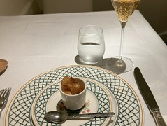 昔ながらのフランス料理 Le chat porte-Bonheur