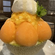 丸ごとメロン