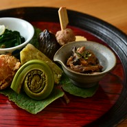 とらや日本料理