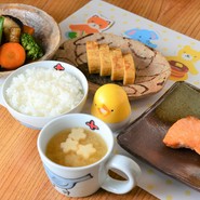 とらや日本料理