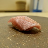 鮨うがつ