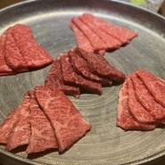 和牛焼肉 やくにく 新宿東口店