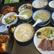 牛たん炭焼利久　西口本店