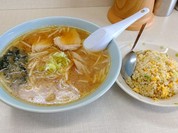 醤油チャーシュー・半チャーハン