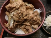 絶品肉ネギ丼