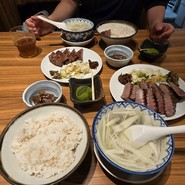 牛たん炭焼利久　泉中央店
