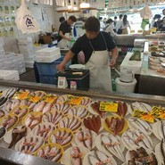 寺泊中央水産 まるなか