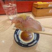 さかえすし 三ッ寺店