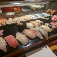 さかえすし 三ッ寺店