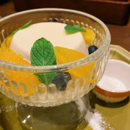 The Kitchen Salvatore Cuomo 銀座（サルバトーレ クオモ）