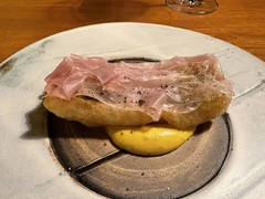 噴火湾穴子と生ハムアンチョビソース