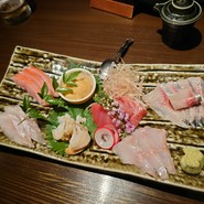 地酒炭焼肴や