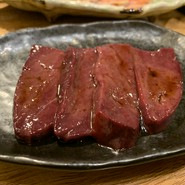 焼肉 　 旨い牛