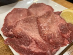 焼肉 　 旨い牛