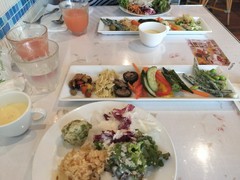 キャナリィ・ロウ四日市店