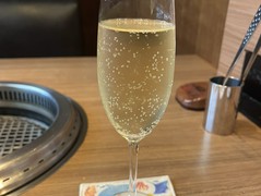 焼肉レストラン Roins 久茂地国際通り