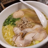鶏の穴