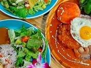 カラフルなハワイアン料理たち。Alohaな