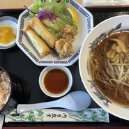 与島PAフードコート