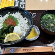 与島PAフードコート